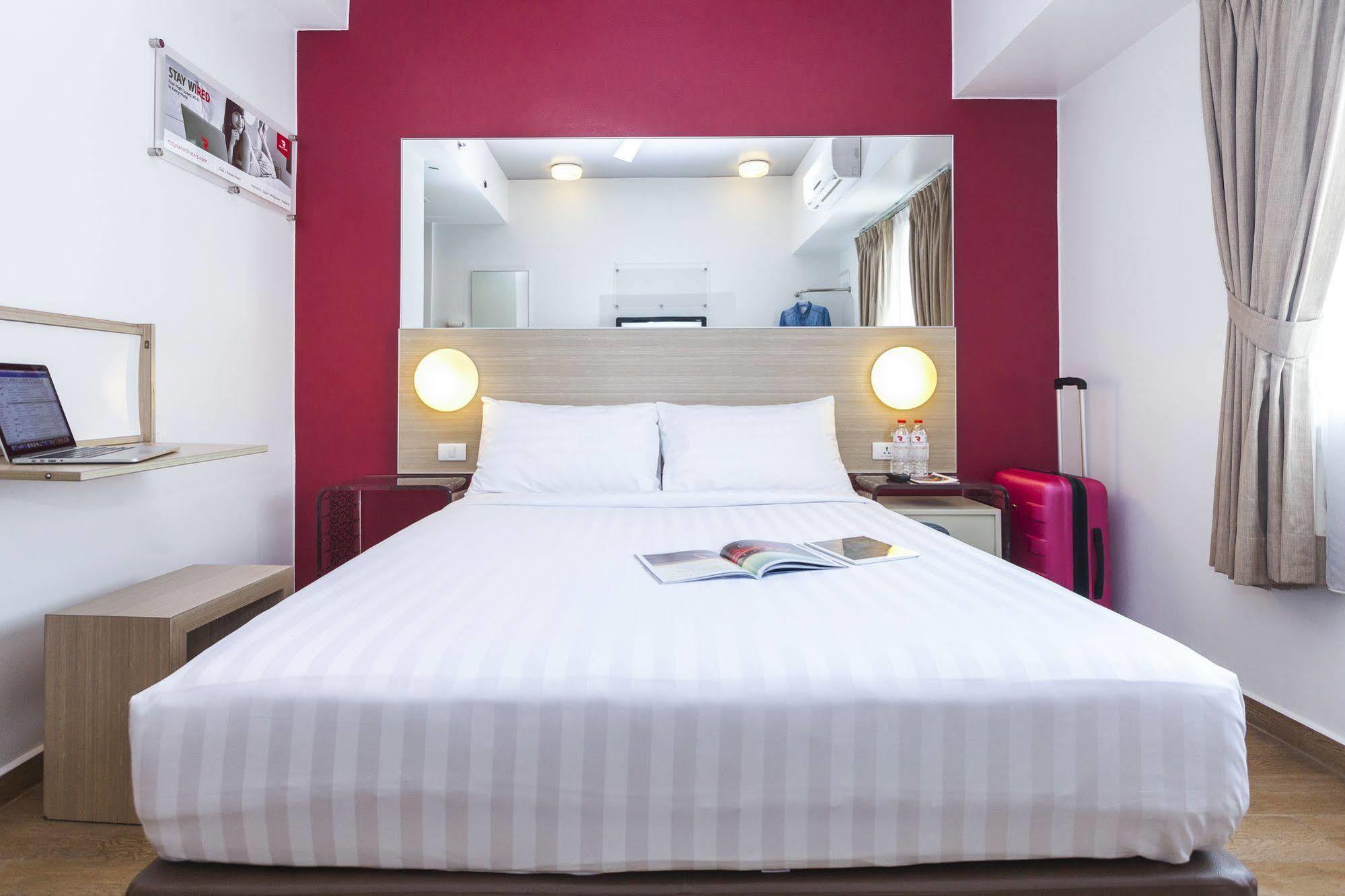 Monoloog Hotel Palembang Buitenkant foto